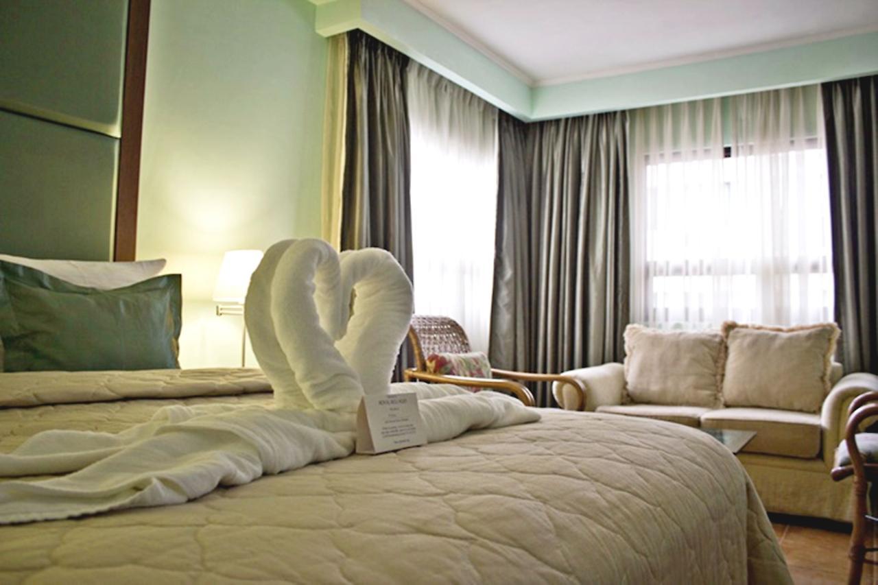 Royal Bellagio Hotel Makati City Extérieur photo